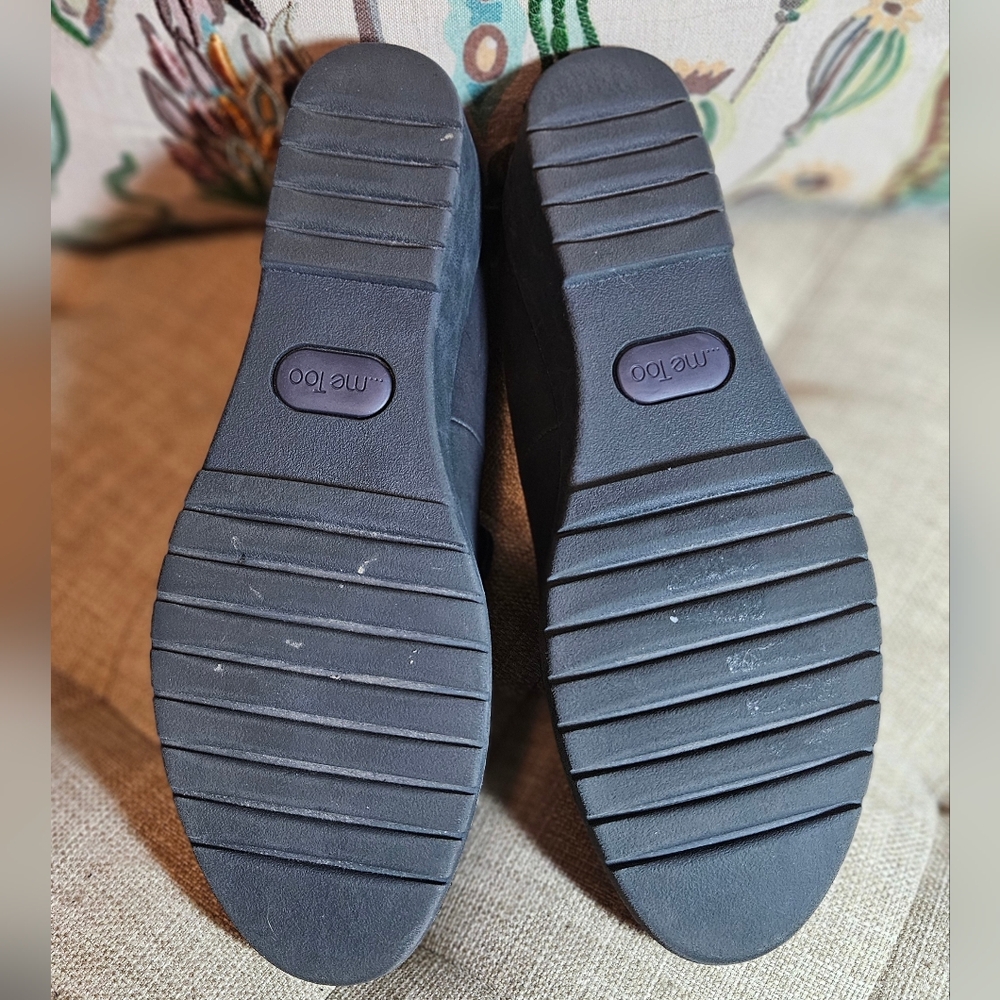 Black Me Too Women's Loafer - Picture 2 of 4